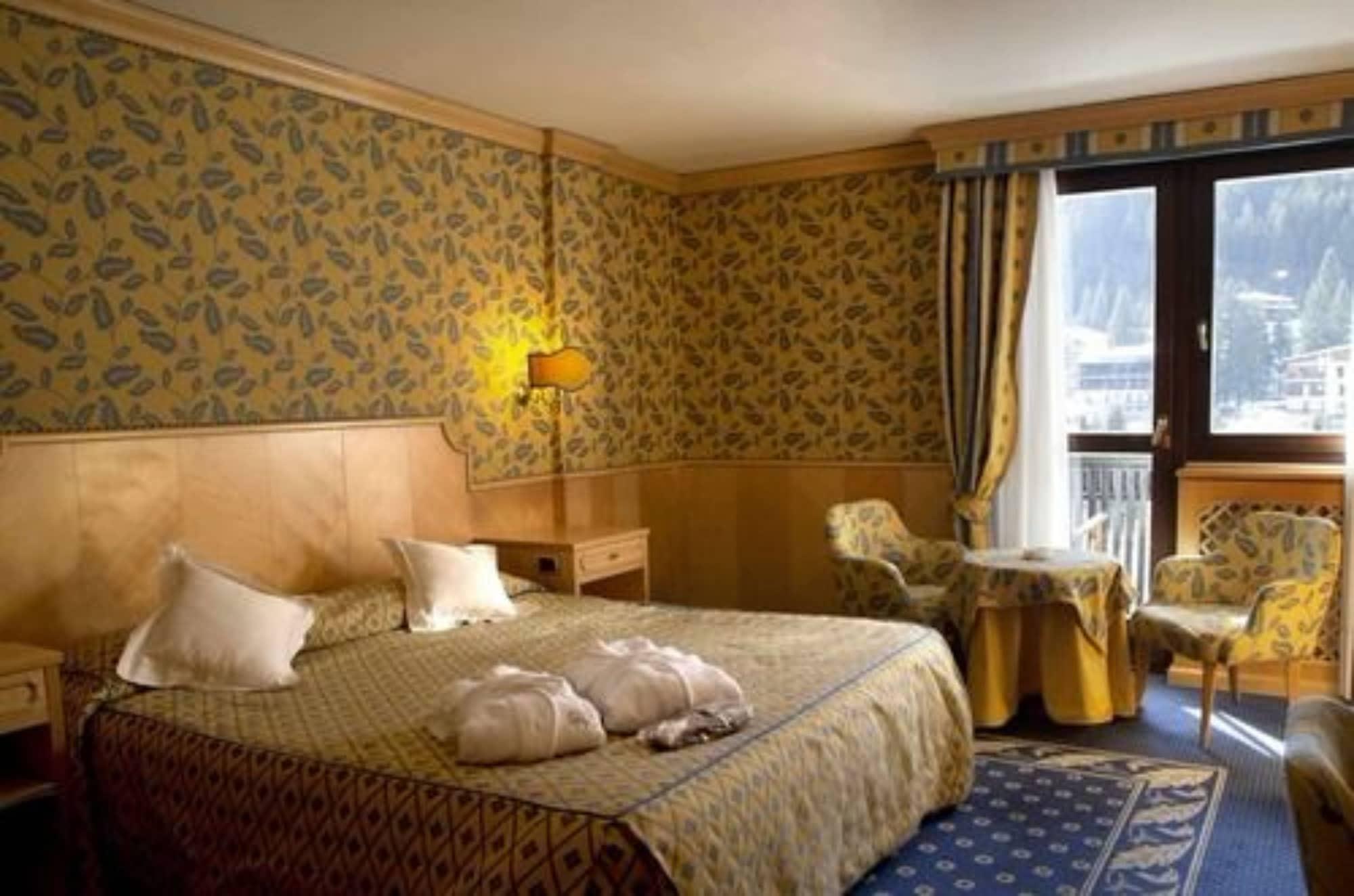 Hotel Spinale Madonna Exterior foto